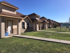 319 Rockport St in Mission, TX - Building Photo - Building Photo