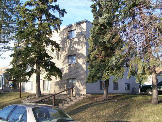 1086 Como Pl in St. Paul, MN - Foto de edificio - Building Photo