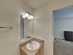 8435 Chisholm Rd in Pensacola, FL - Building Photo - Building Photo