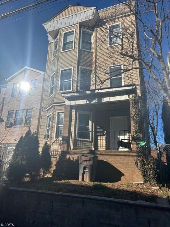 309 S 11th St in Newark, NJ - Building Photo - Building Photo