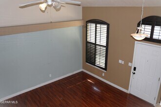 3329 Tierra Sara Ln in El Paso, TX - Building Photo - Building Photo