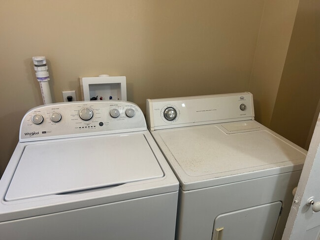 113 Ballston Ave in Ballston Spa, NY - Foto de edificio - Building Photo