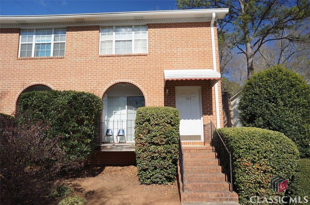 103 Sleepy Creek Dr in Athens, GA - Building Photo