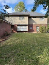 9731 New Kent Dr in Sugar Land, TX - Building Photo - Building Photo