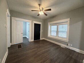 2512 N 12 St in Kansas City, KS - Building Photo - Building Photo