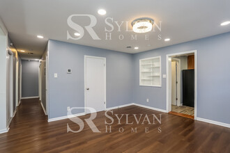6 Hawaii Ct in Durham, NC - Building Photo - Building Photo