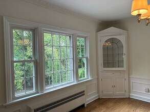 2227 E Woodstock Pl in Milwaukee, WI - Foto de edificio - Building Photo