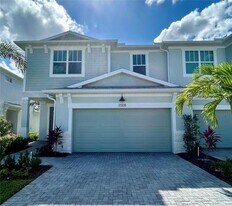 3508 NW Solange Ct in Jensen Beach, FL - Building Photo