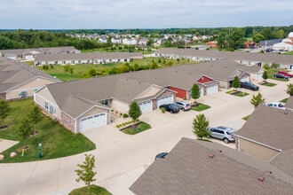 Redwood Marysville Milford Avenue in Marysville, OH - Foto de edificio - Building Photo