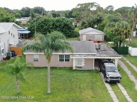 77 Georgia Ave in Merritt Island, FL - Building Photo