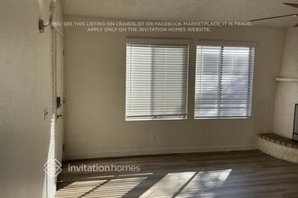 921 S Val Vista Dr in Mesa, AZ - Foto de edificio - Building Photo