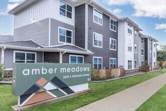 Amber Meadows in Longview, TX - Building Photo - Building Photo