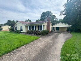 578 Wren Rd in Gastonia, NC - Building Photo