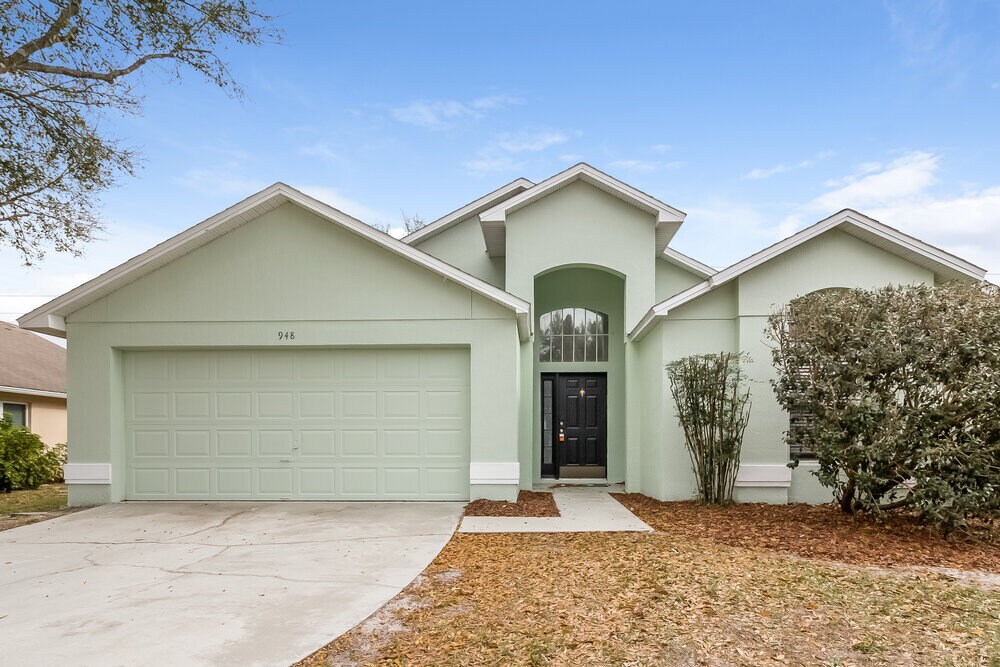 948 Delfino Pl in Lake Mary, FL - Building Photo