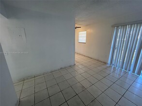 1126 SW 3rd St in Miami, FL - Building Photo - Building Photo