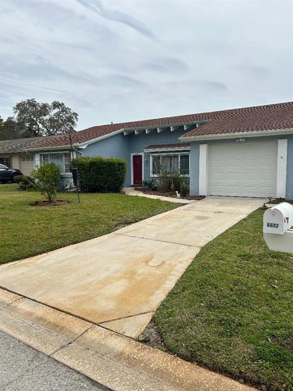 property at 8602 Lincolnshire Dr