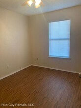 7402 Waco Ave in Lubbock, TX - Building Photo - Building Photo