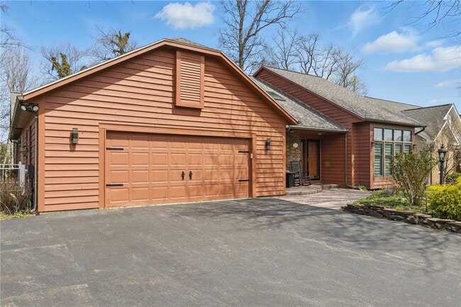 112 Heather Ridge in Rochester, NY - Building Photo - Building Photo