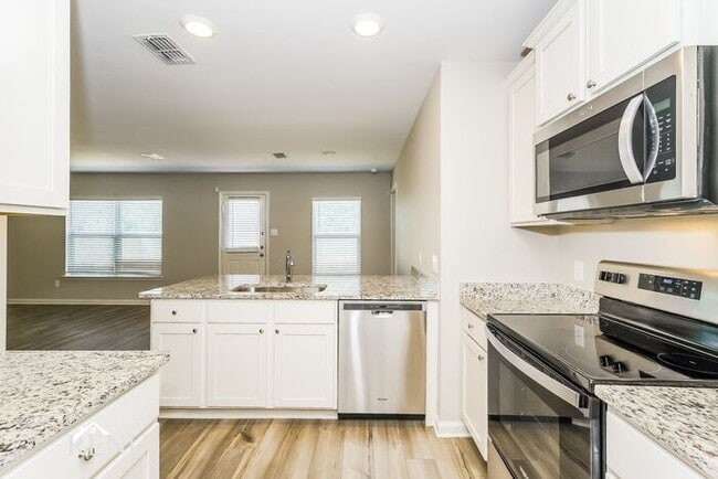 136 Holster Holw Rd in Newark, TX - Building Photo - Building Photo