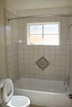 213 Grove St NE in Albuquerque, NM - Building Photo - Building Photo