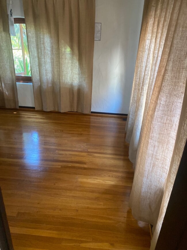 property at 2002 N Mountain Ave