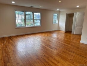 191 Jefferson Ave in Mineola, NY - Building Photo - Building Photo