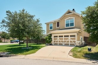 144 Holstein St in Hutto, TX - Building Photo - Building Photo