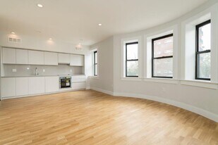 123 Highland Ave, Unit 11 in Somerville, MA - Building Photo