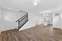 310 Newbridge Wy photo'