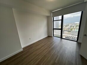 501 N Miami Ave, Unit A1 in Miami, FL - Building Photo - Building Photo