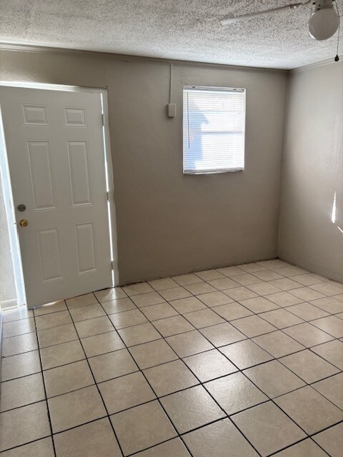 603 Mudd Ave, Unit B in Lafayette, LA - Foto de edificio - Building Photo