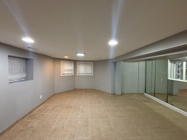 6612 S Maryland Ave in Chicago, IL - Building Photo - Building Photo