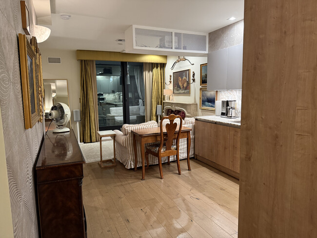 property at 44 Box St