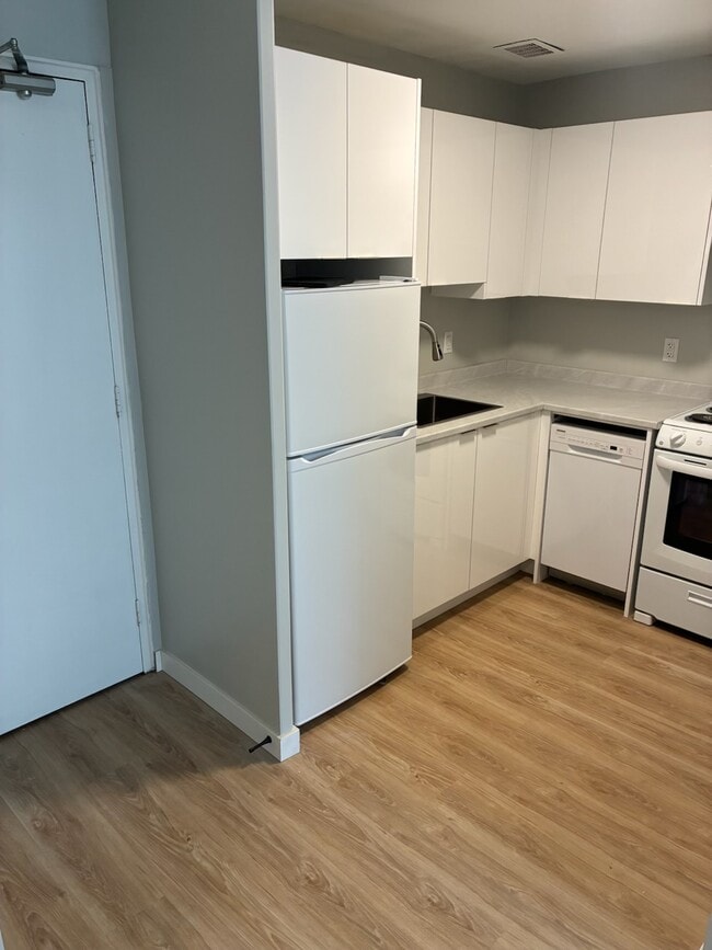 3025-3025 Olivet St in Halifax, NS - Building Photo - Building Photo