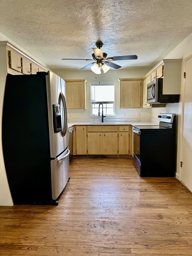 1807 E 6th in Ada, OK - Building Photo - Building Photo