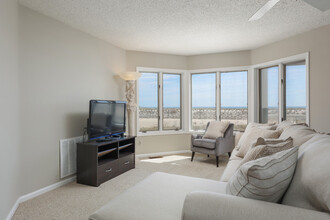 21 Dune Ter in Seaside Heights, NJ - Building Photo - Building Photo