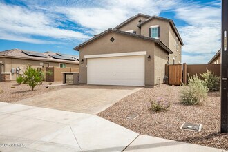 17987 W Toronto Way in Goodyear, AZ - Foto de edificio - Building Photo