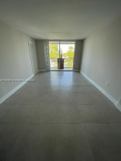 14165 SW 87th St-Unit -D-505 in Miami, FL - Building Photo