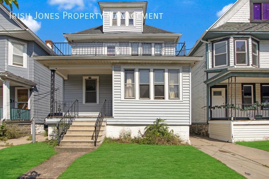 104 Grote St-Unit -Lower Front in Buffalo, NY - Building Photo