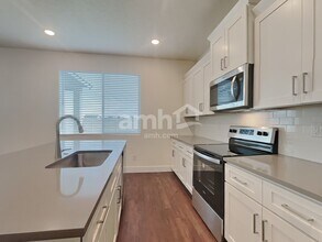 1465 N Alderleaf Rd in Star, ID - Building Photo - Building Photo