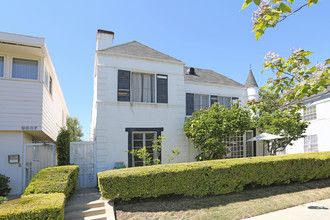 9933 Young Dr in Beverly Hills, CA - Building Photo - Primary Photo