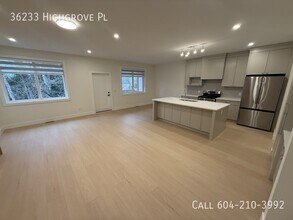 36233 Highgrove Pl in Abbotsford, BC - Building Photo - Building Photo