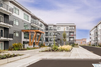 Merewood Apartments in Parksville, BC - Building Photo - Building Photo