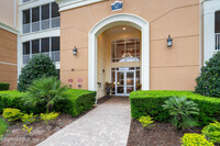 9831 9831-1 Del Webb Parkway Ap in Jacksonville, FL - Foto de edificio - Building Photo