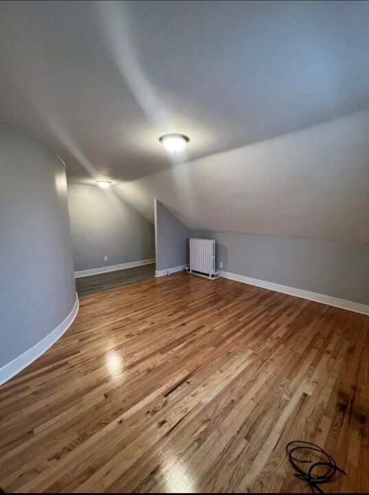 159 High St-Unit -Unit 4 in Fall River, MA - Building Photo