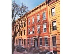 16-80 Woodbine St in Flushing, NY - Building Photo - Building Photo