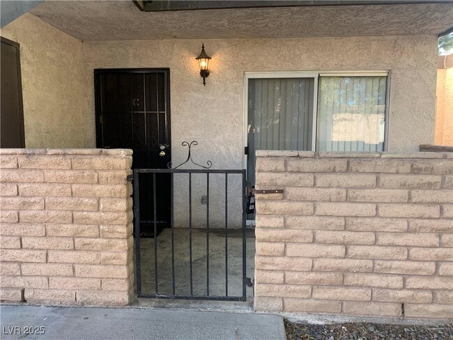 2752 Eldora Cir in Las Vegas, NV - Foto de edificio - Building Photo