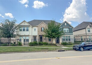 9503 Towne Lake Pkwy in Houston, TX - Building Photo - Building Photo