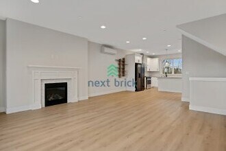 13825 12th Pl W in Lynnwood, WA - Building Photo - Building Photo