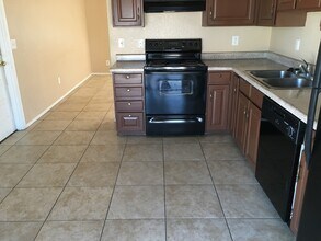 2048 W Butler Dr in Chandler, AZ - Building Photo - Building Photo